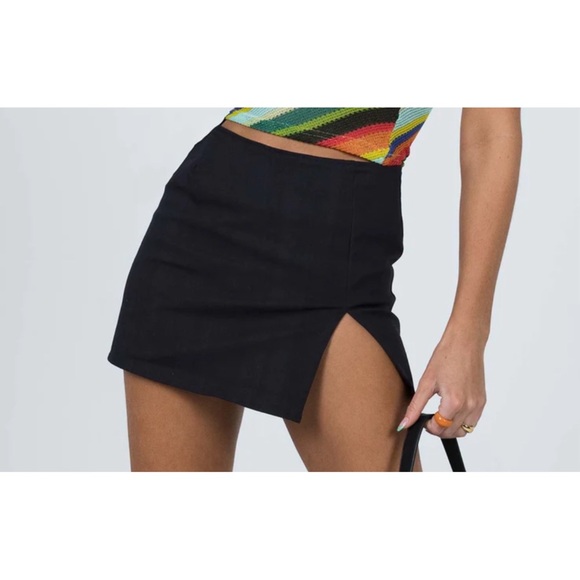 MOTEL PELMA mini-midi skirt black half side open - Picture 1 of 5